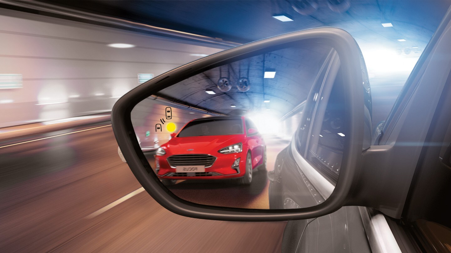 Ford Puma ST wing mirror close up