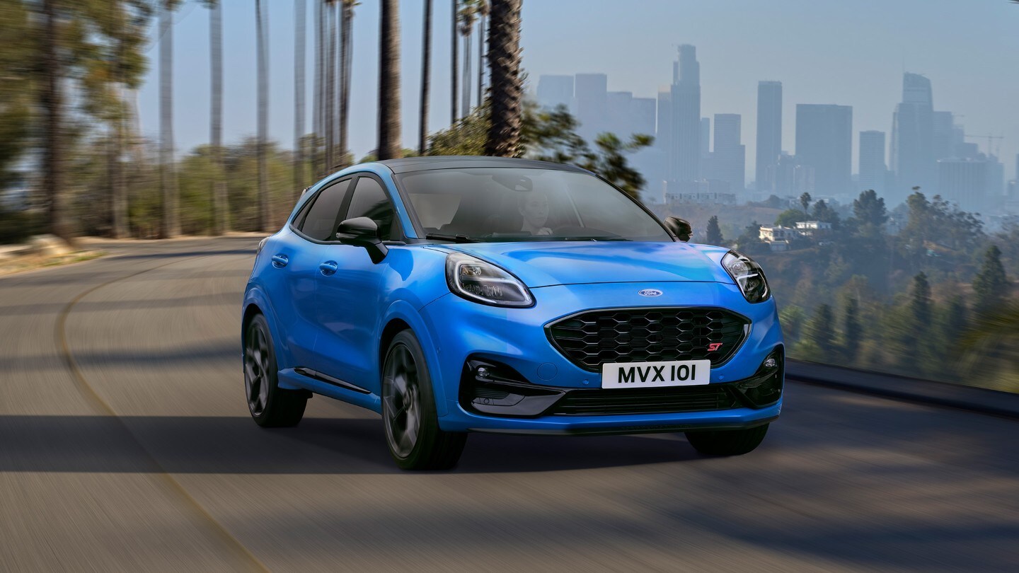 Ford Puma ST in exclusive Azura Blue