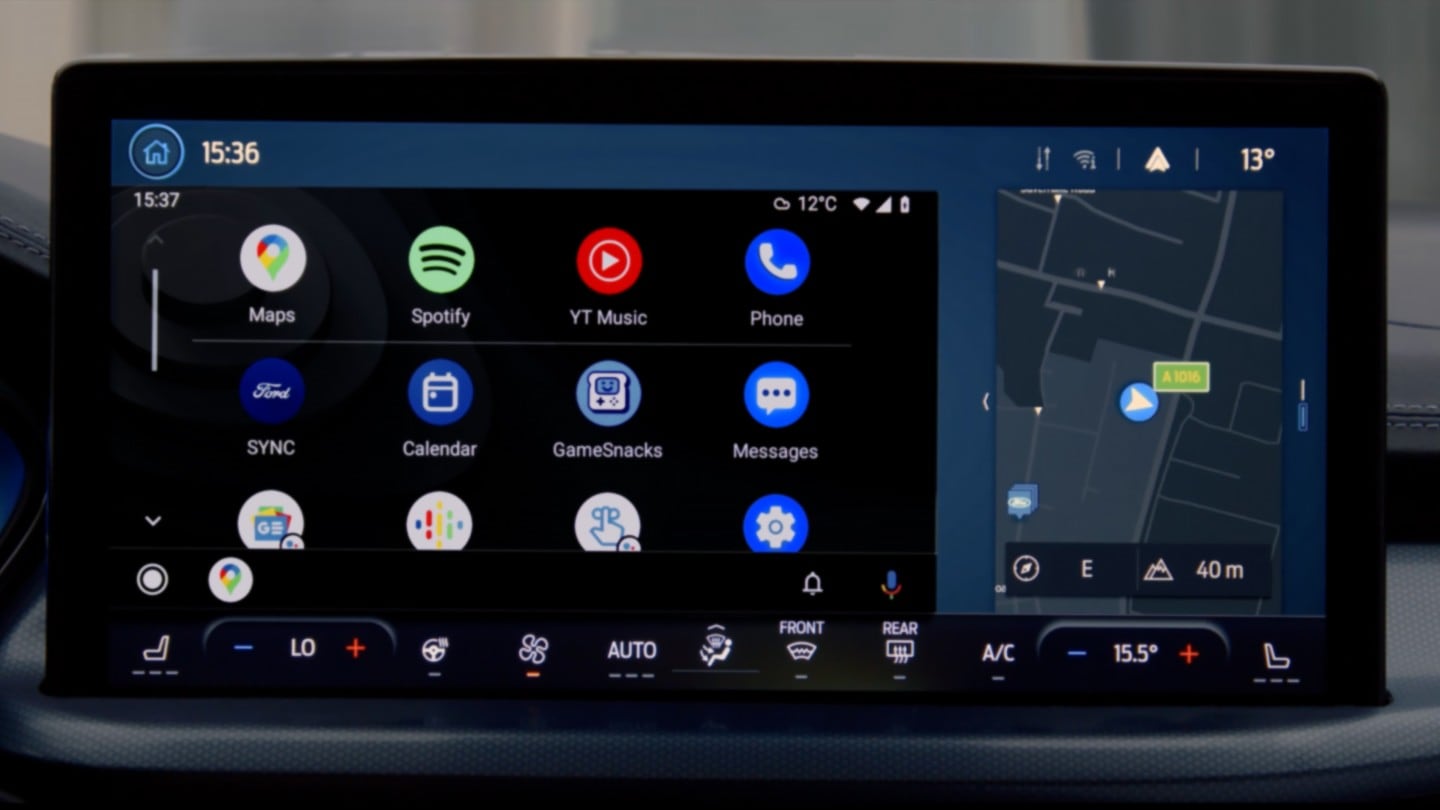 Apple CarPlay™ et Android Auto™ 