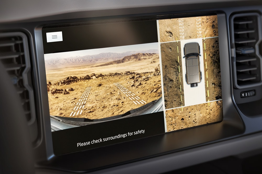 Gros plan sur l’écran tactile connecté SYNC 4 du Ford Bronco.
