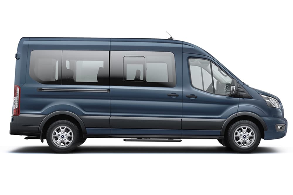 Ford Transit Minibus bleu, de la gamme de MPV et people carriers Ford.