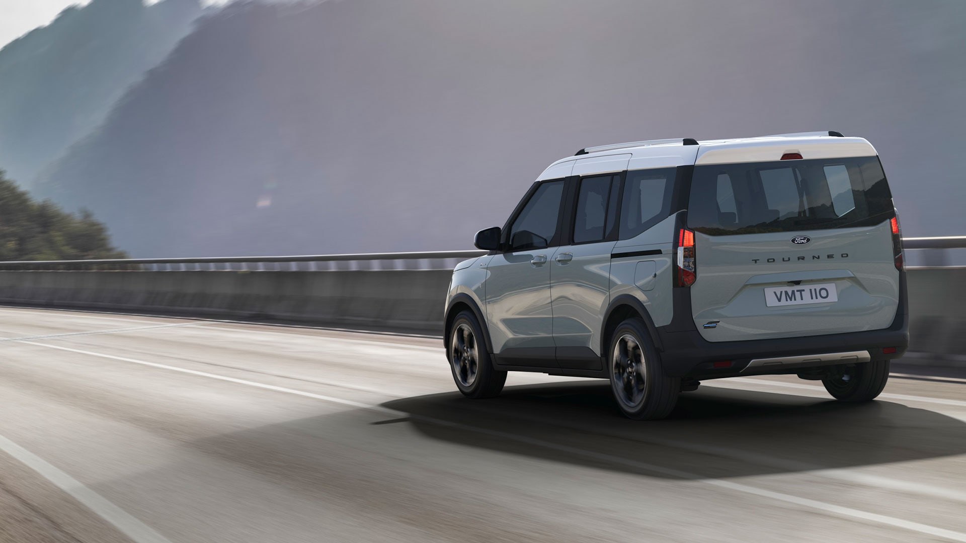 Ford E-Tourneo Courier Active Paysage Route
