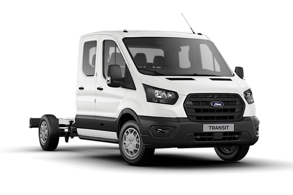 Fourgon Ford Transit châssis-cabine double finition Trend blanc sur fond blanc.